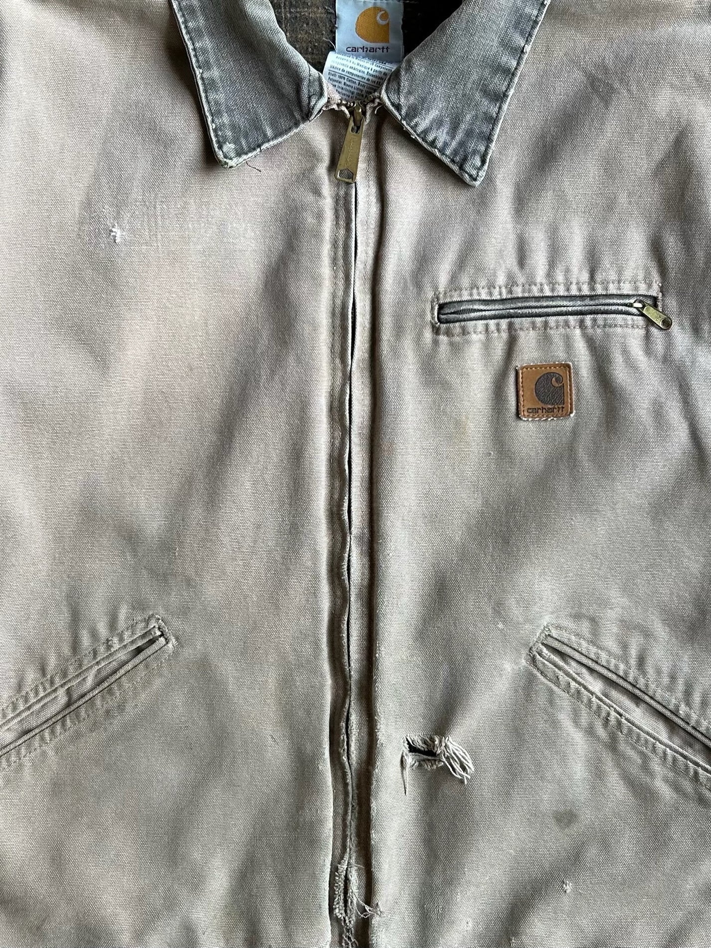 Vintage Beige Flannel Lined Carhartt Detroit Jacket™